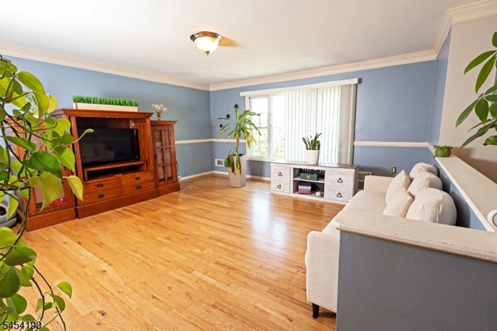 10 Davis Ave, Dover Town, NJ 07801 — photo 3