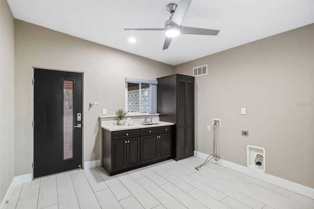 1213 LINDENWOOD LANE, Winter Park, FL 32792