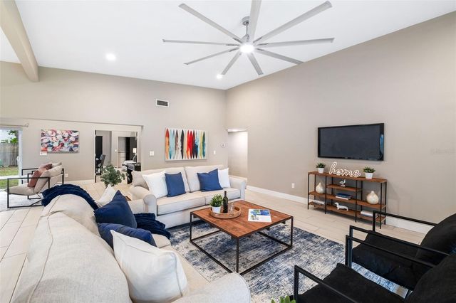 1213 LINDENWOOD LANE, Winter Park, FL 32792