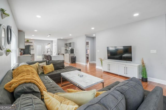 992 Beckwith Street SW, Atlanta, GA 30314