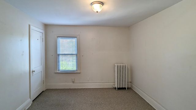 607 Walnut Street 4, Lemont, IL 60439