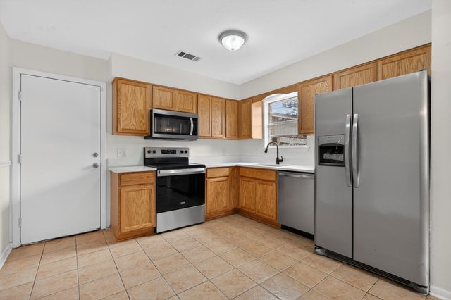 820 Laurel Drive, Fort Walton Beach, FL 32547