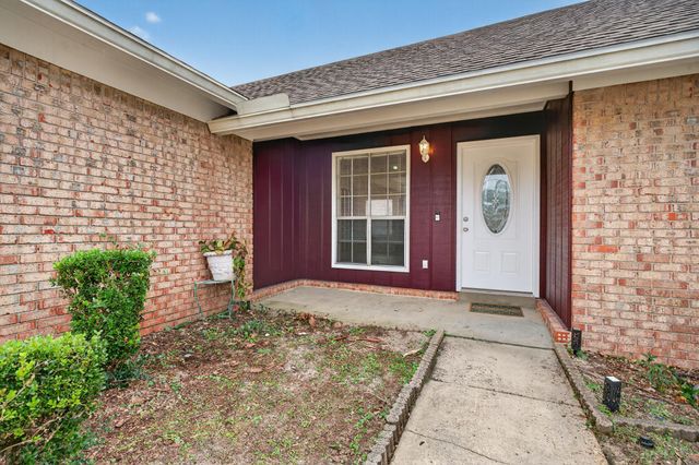 820 Laurel Drive, Fort Walton Beach, FL 32547