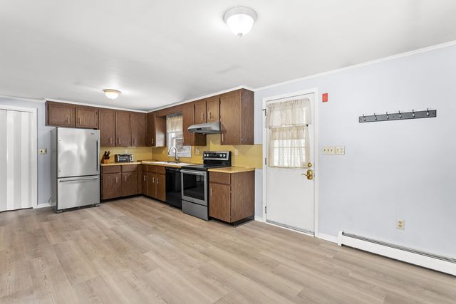 11 Broken Bridge Road, Concord, NH 03301