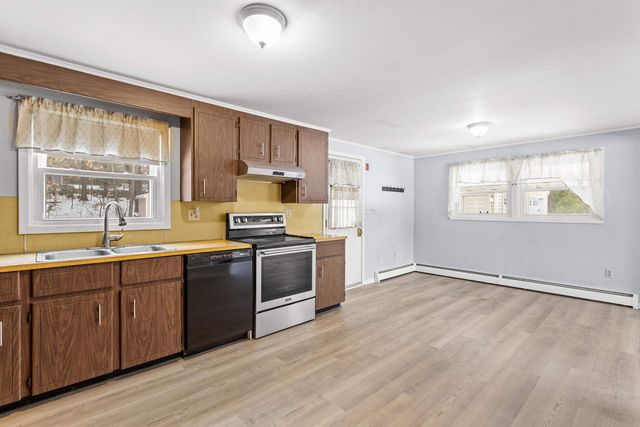 11 Broken Bridge Road, Concord, NH 03301