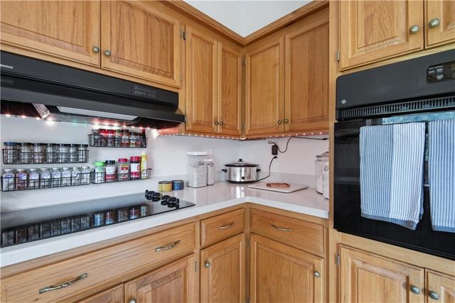 215 N Maple Street, Gardner, KS 66030