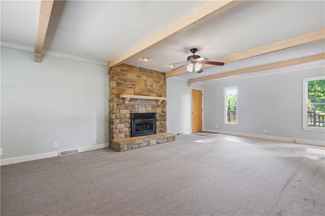 215 N Maple Street, Gardner, KS 66030