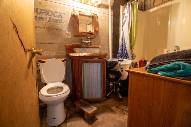 5562 Cedar Creek Drive, Kemp, TX 75143