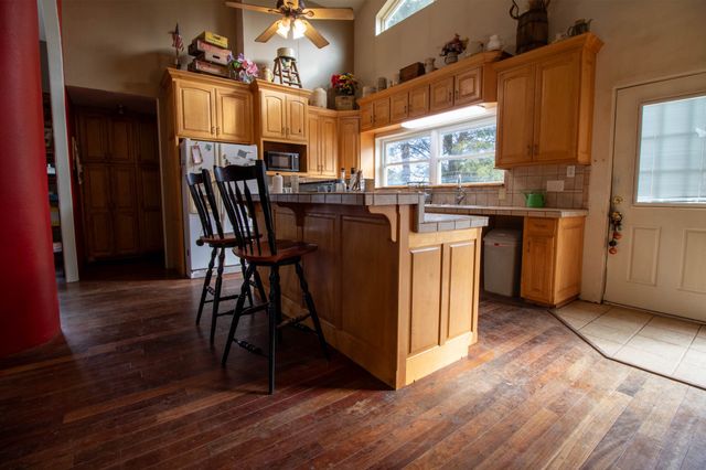 5562 Cedar Creek Drive, Kemp, TX 75143