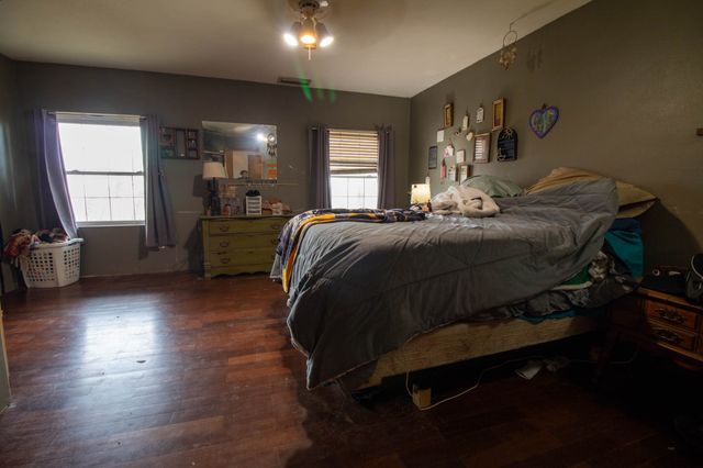 5562 Cedar Creek Drive, Kemp, TX 75143