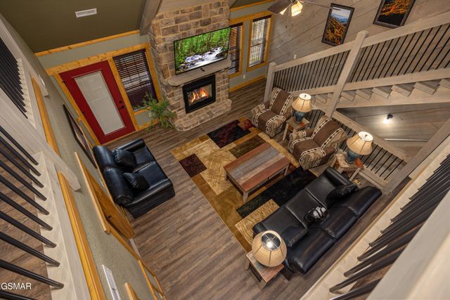 1019 Potters Way, Gatlinburg, TN 37738