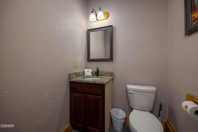 1019 Potters Way, Gatlinburg, TN 37738