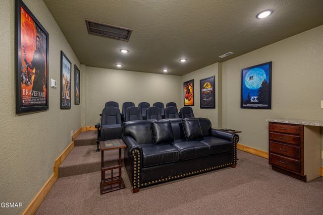 1019 Potters Way, Gatlinburg, TN 37738