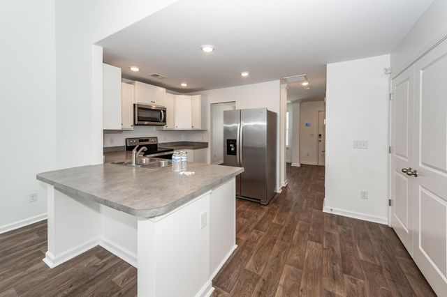 715 Hilchot Drive, Moncks Corner, SC 29461