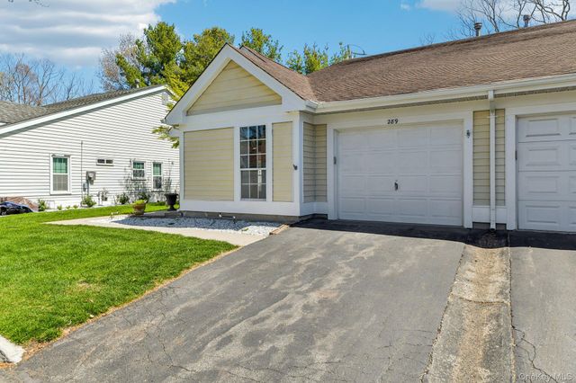 289 Glen Drive, Ridge, NY 11961