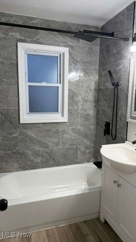 4281 Cricket Lane, Warrensville Heights, OH 44128