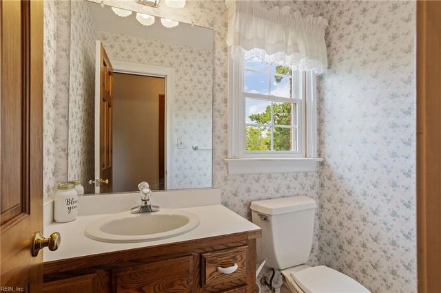 4524 Three Pine LN, Virginia Beach, VA 23457