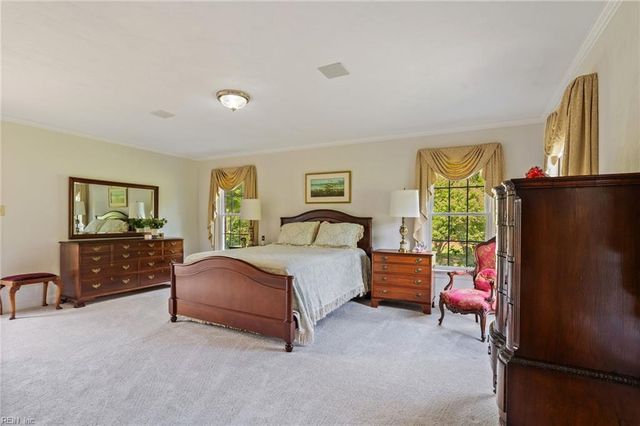4524 Three Pine LN, Virginia Beach, VA 23457