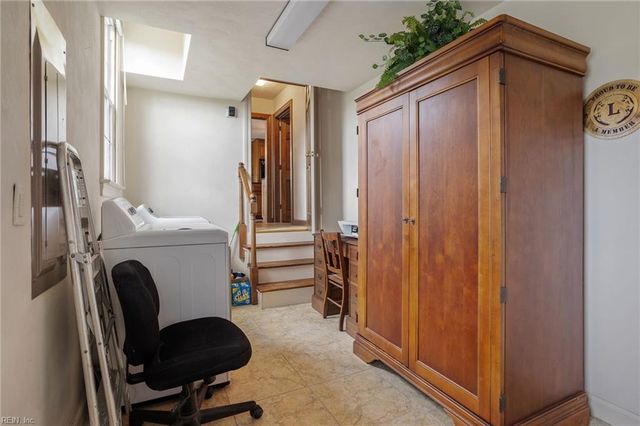 4524 Three Pine LN, Virginia Beach, VA 23457
