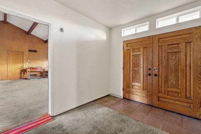 2733 G Street Street, Eureka, CA 95501