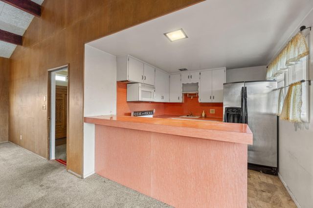 2733 G Street Street, Eureka, CA 95501