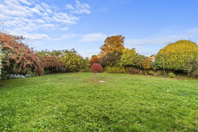 2733 G Street Street, Eureka, CA 95501