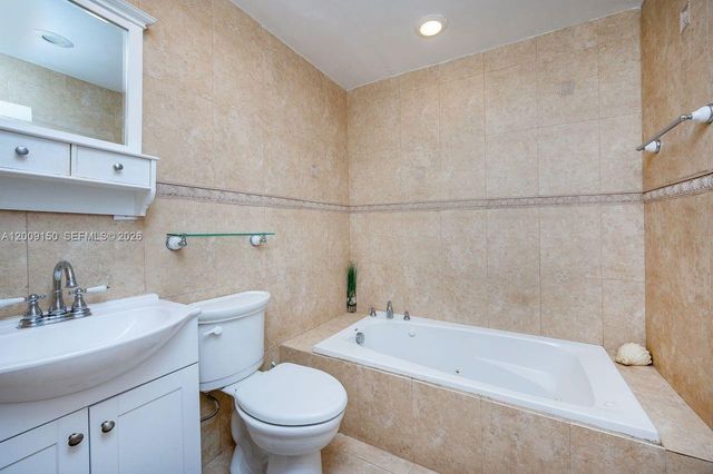 8200 NW 31st Ave, Miami, FL 33147