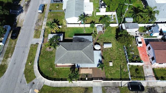 8200 NW 31st Ave, Miami, FL 33147