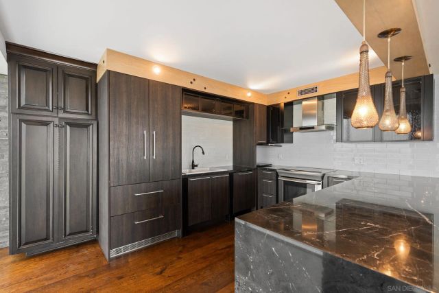 1710 Avenida Del Mundo 708, Coronado, CA 92118