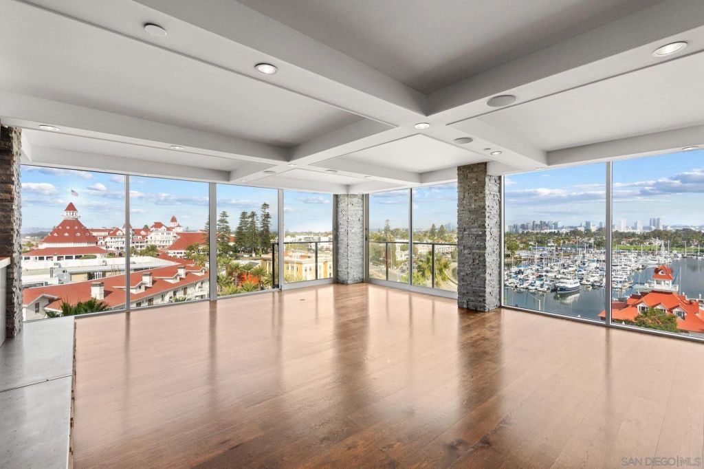 1710 Avenida Del Mundo 708, Coronado, CA 92118