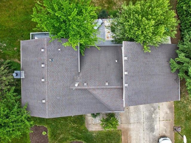 1505 Commerce Pines Drive, Commerce Township, MI 48390