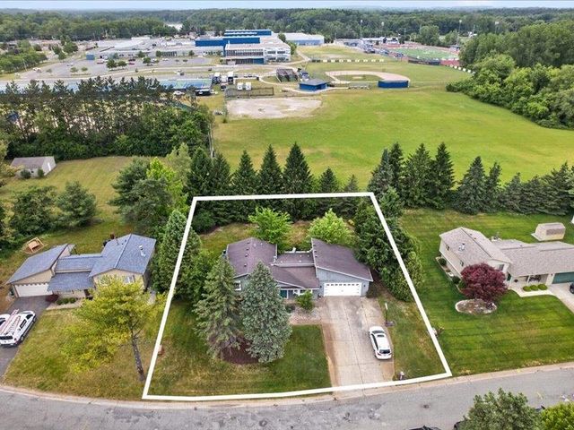 1505 Commerce Pines Drive, Commerce Township, MI 48390