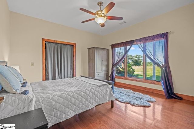 162 Riggins Bridge Road, Liberty, SC 29657