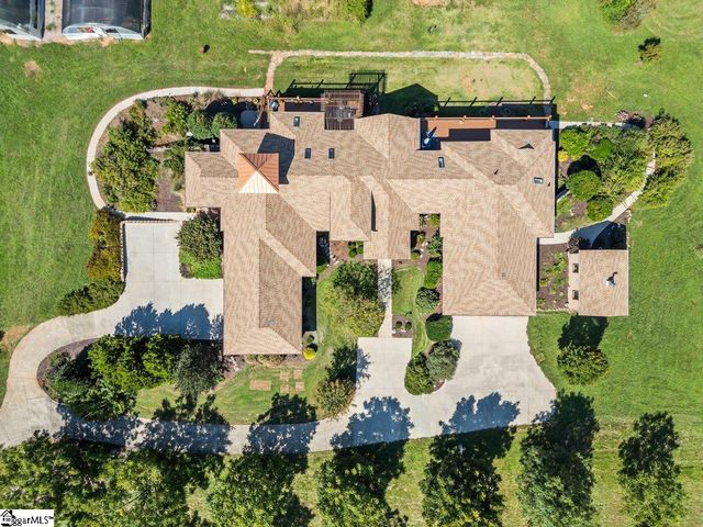 162 Riggins Bridge Road, Liberty, SC 29657