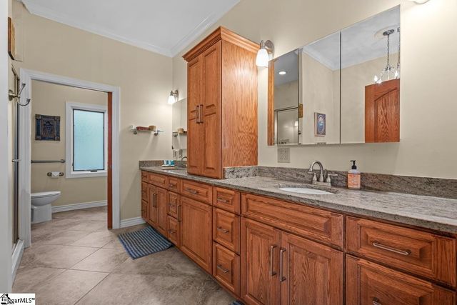 162 Riggins Bridge Road, Liberty, SC 29657