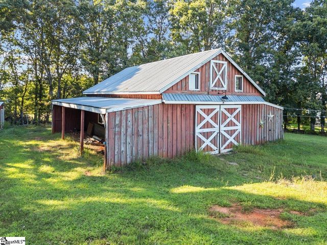 162 Riggins Bridge Road, Liberty, SC 29657