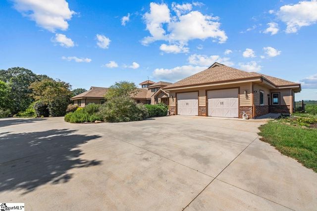 162 Riggins Bridge Road, Liberty, SC 29657