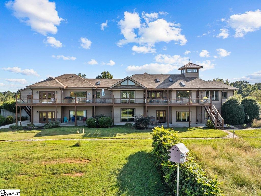 162 Riggins Bridge Road, Liberty, SC 29657