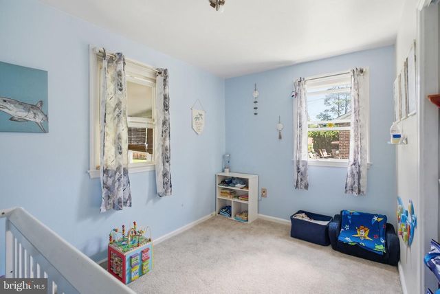 112 MEADOWBROOK LN, Brookhaven, PA 19015