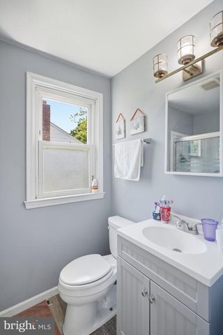 112 MEADOWBROOK LN, Brookhaven, PA 19015