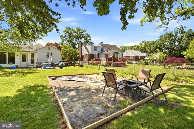 112 MEADOWBROOK LN, Brookhaven, PA 19015