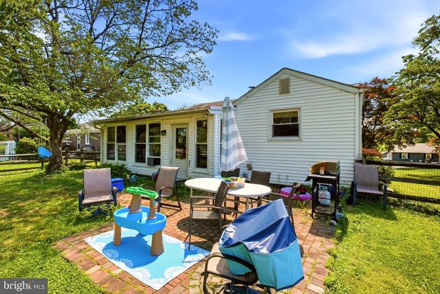 112 MEADOWBROOK LN, Brookhaven, PA 19015