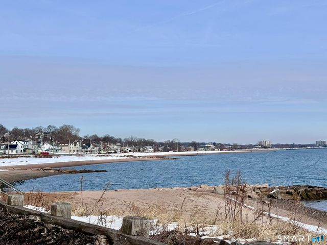 160 Aimes Drive, West Haven, CT 06516