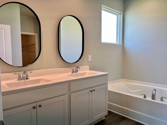 1838 Castlebay Dr., Conway, SC 29526