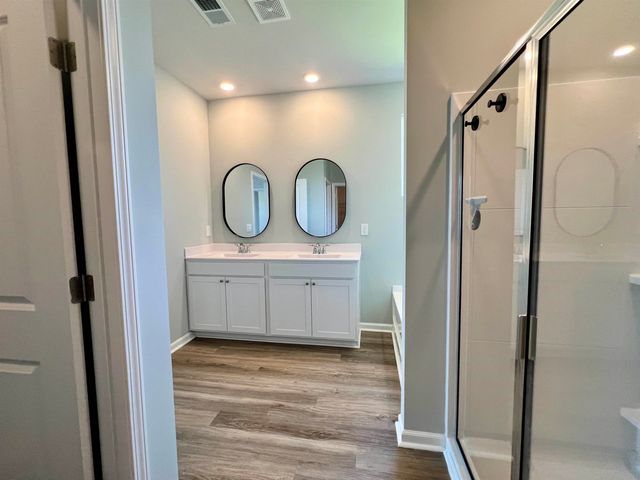 1838 Castlebay Dr., Conway, SC 29526