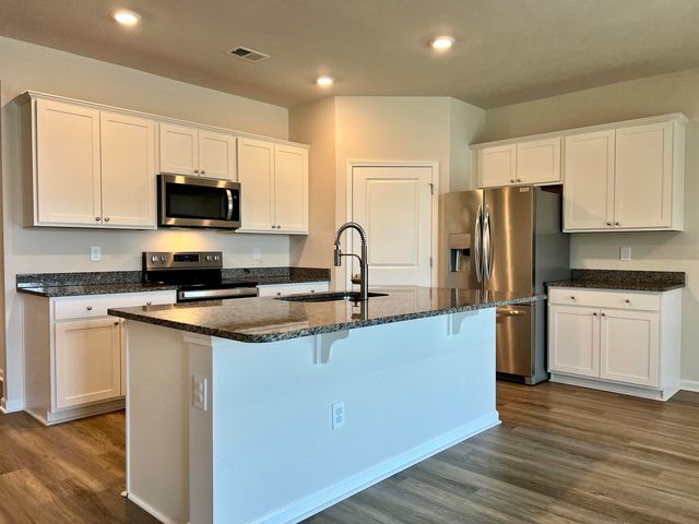 1838 Castlebay Dr., Conway, SC 29526