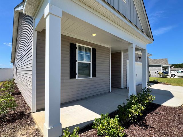 1838 Castlebay Dr., Conway, SC 29526