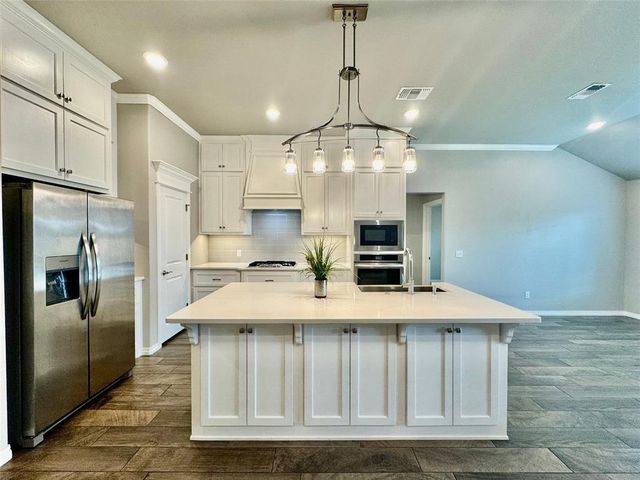 1620 NE 33rd Terrace, Moore, OK 73160