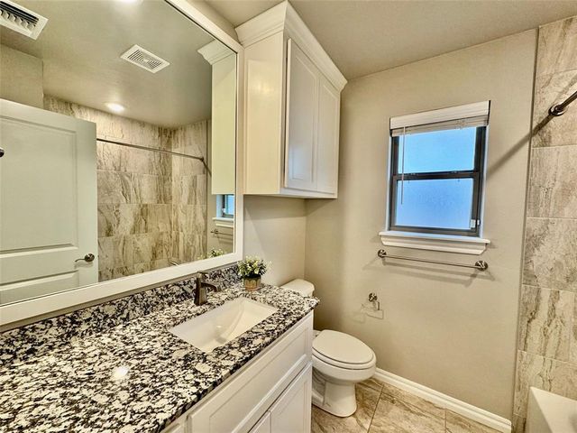 1620 NE 33rd Terrace, Moore, OK 73160