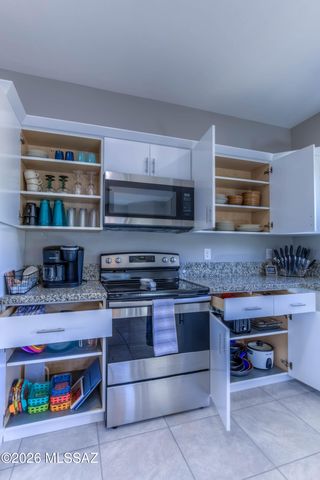 46 S Nashville Place, Vail, AZ 85641